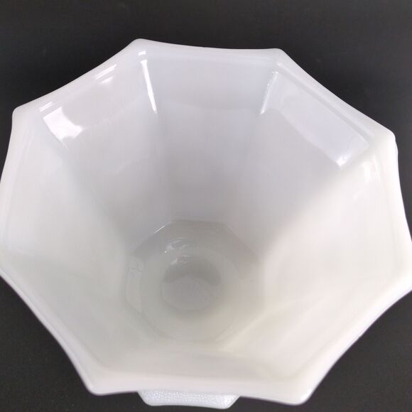 Vtg Anchor Hocking Grapes & Leaves Milk Glass Pedestal Candy Dish & Lid Stippled - Picture 8 of 12